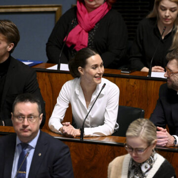 El Parlamento de Finlandia aprobó por adelantado el ingreso a la OTAN