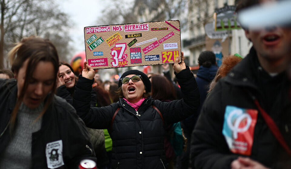 Francia vivió su séptima jornada de protestas contra la reforma jubilatoria 