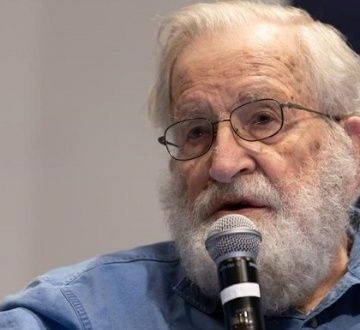 «Neoliberalismo es un término engañoso, vivimos una guerra de clases»
