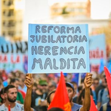 Uruguay aprobó una suba de la edad jubilatoria