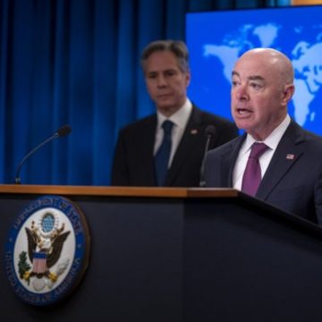 Estado Unidos abre centros migratorios en Colombia y Guatemala