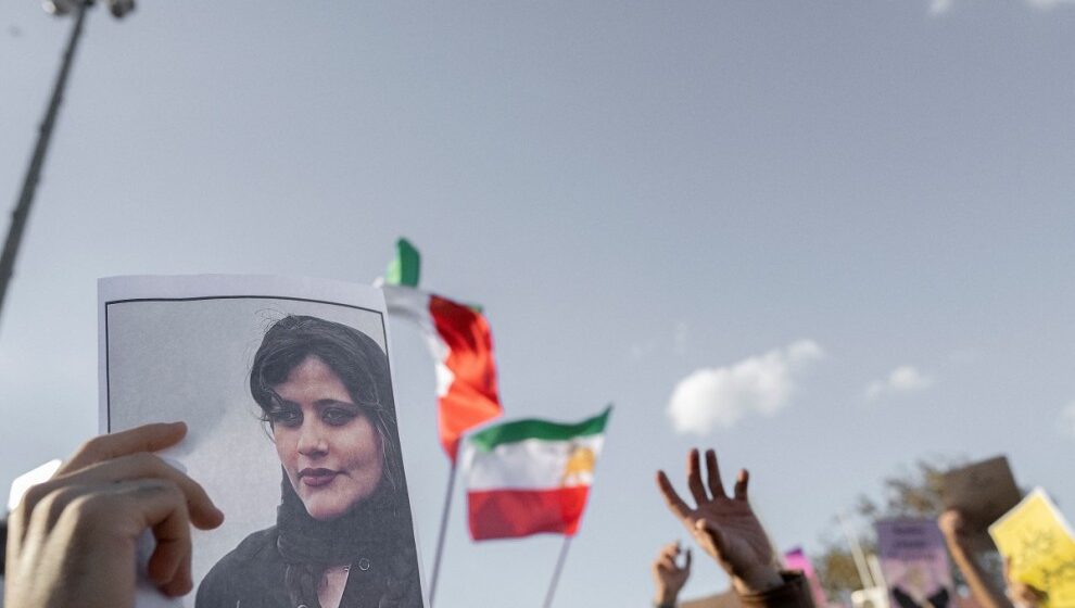 Irán ejecuta en la horca a otros tres manifestantes que protestaron contra el régimen tras la muerte de Mahsa Amini