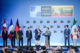 La OTAN y el G7 blindan Ucrania como el escudo europeo ante Rusia