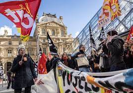 Ultraderecha usufructúa crisis en Francia