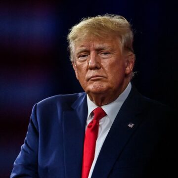 Trump usa sus cargos penales como tema de campaña