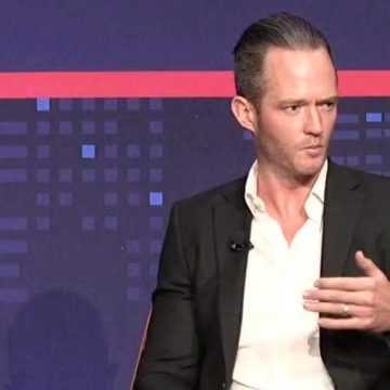 El mundo feliz de un CEO es con un 50 por ciento de desocupados 