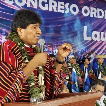Turbulento congreso del MAS sella la división en Bolivia