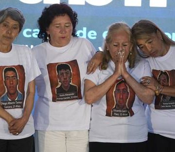 El Estado colombiano pide perdón a madres de los jóvenes de Soacha