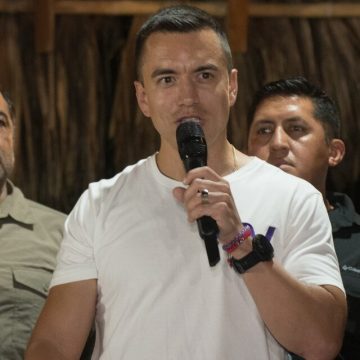 Ecuador: Daniel Noboa propone “cárceles barcaza” para los presos más violentos