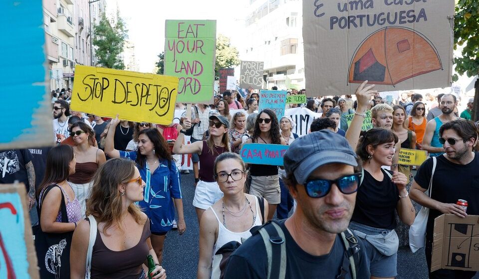 Miles de personas piden al Estado que controle el precio de los alquileres
