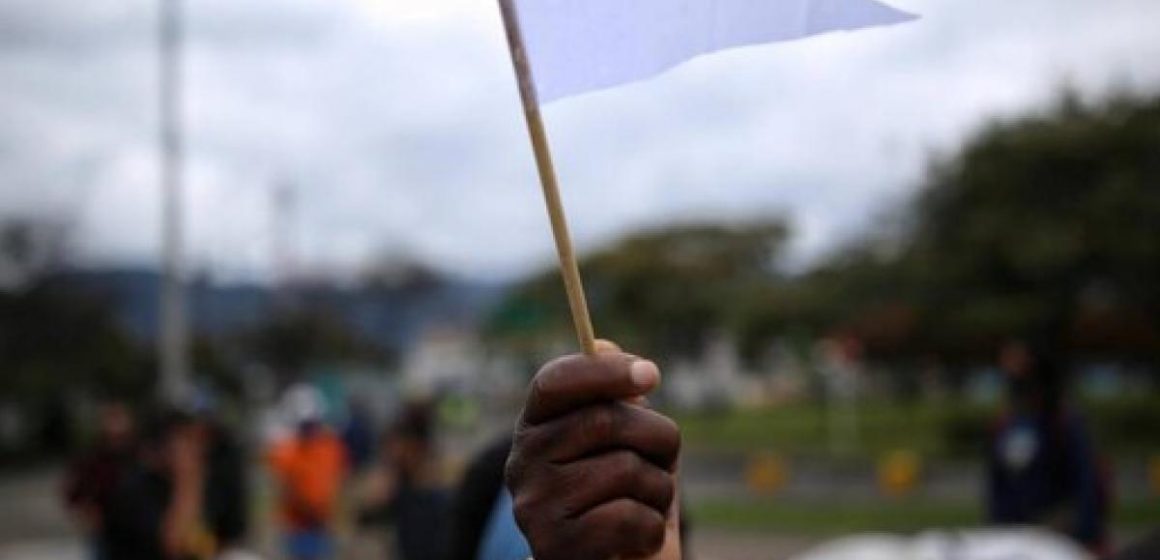 Condiciona Petro el alto el fuego con las guerrillas de Colombia