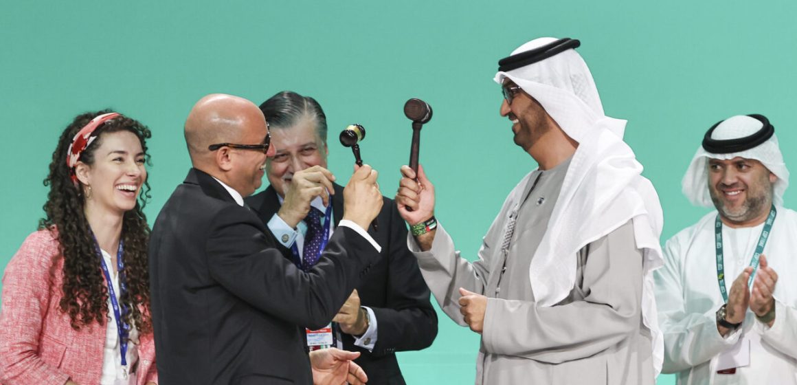 Ahmed al-Jaber inscribe su nombre en la historia de los embaucadores capitalistas