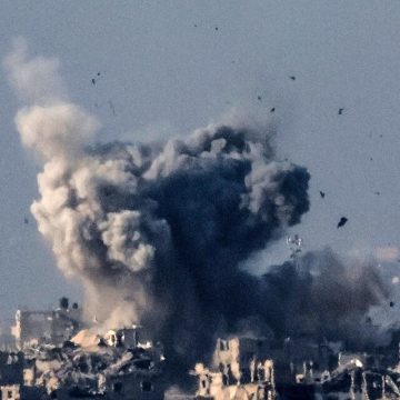 Israel y Hamas redoblan sus ataques 