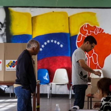 Venezuela votó en referéndum por el reclamo de una región en disputa