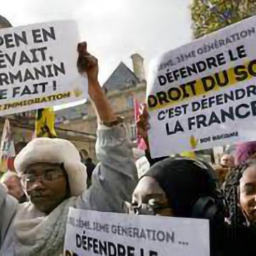 descarga-2 Inmigración: una ley xenófoba, una Francia extinta