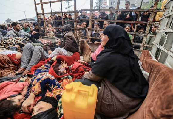 El Ejército israelí extiende su ofensiva y combate a Hamas en la ciudad de Jan Yunis