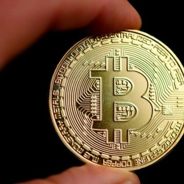 El bitcoin acelera su recuperación
