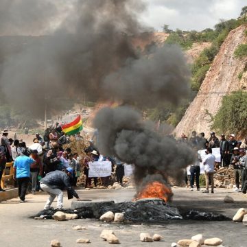 Bolivia: crece la protesta en apoyo a Evo Morales con nuevos cortes de ruta
