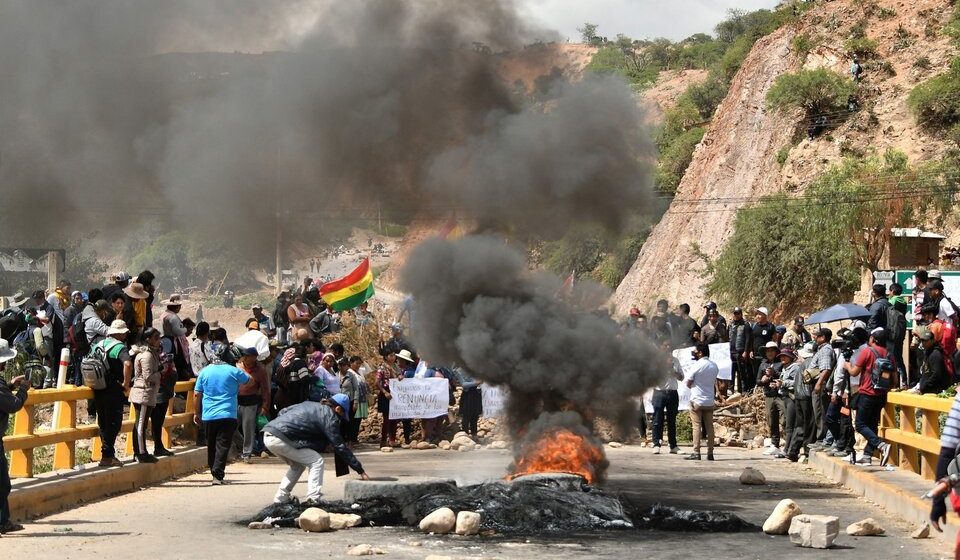 Bolivia: crece la protesta en apoyo a Evo Morales con nuevos cortes de ruta