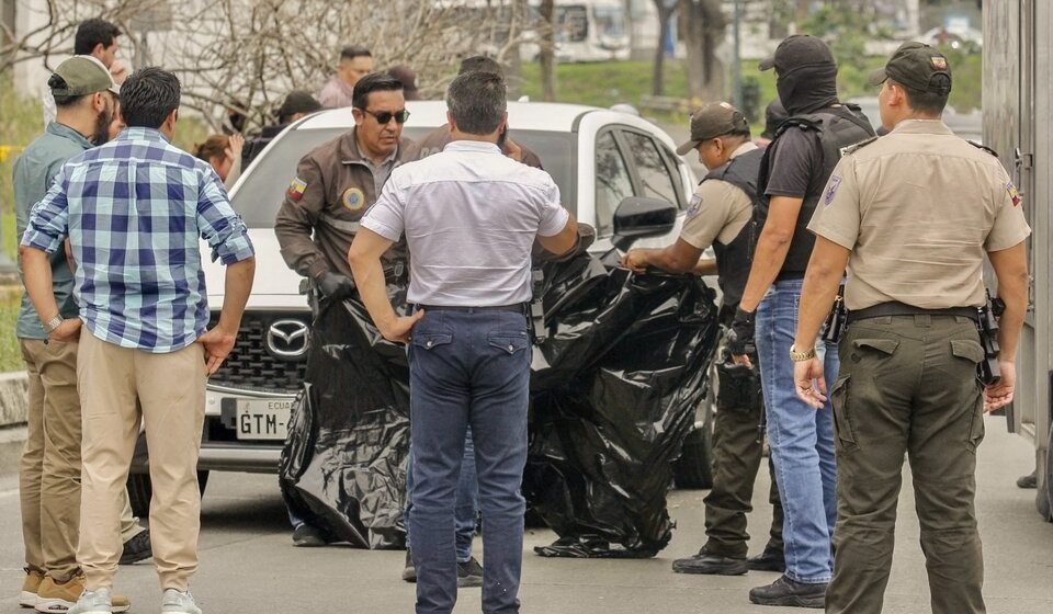 Ecuador: asesinaron al fiscal que investigaba el asalto narco al canal de televisión