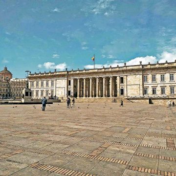 Photo de Danilo Arenas: https://www.pexels.com/photo/facade-of-the-national-capitol-of-colombia-in-bolivar-square-bogota-colombia-13263075/ La imposible agenda del cambio en materia de política criminal