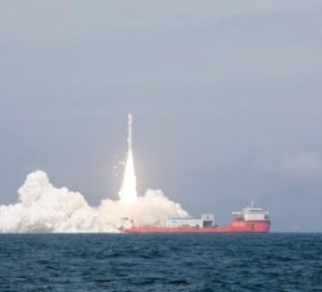 China lanza satélites para probar algoritmo de inteligencia artificial en el espacio