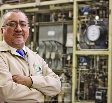 “Más que agotarse, el petróleo dejará de utilizarse ante la necesidad de usar energías renovables”