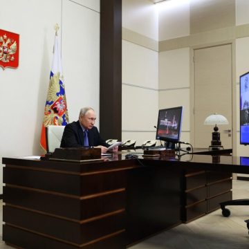 Rusia ordenó la captura de la premier de Estonia