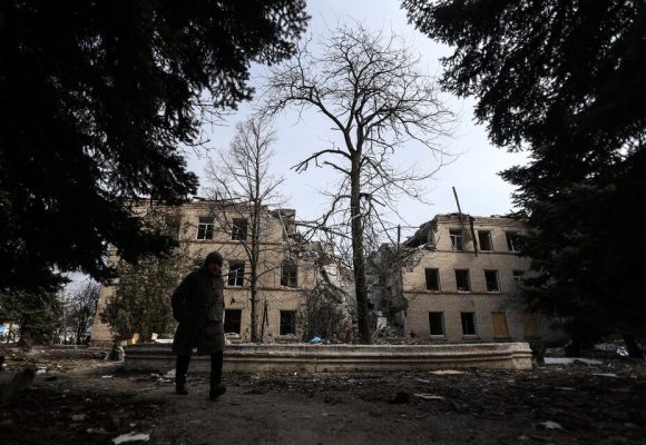 Diez millones de ucranianos abandonaron el país por la guerra, que cumple dos años 