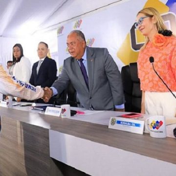 El Gobierno de Maduro consuma elecciones a su medida