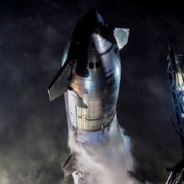 El megacohete espacial de SpaceX se pierde durante el reingreso a la tierra