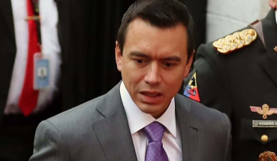 Referéndum en Ecuador: sí a la extradición, no a la reforma laboral 