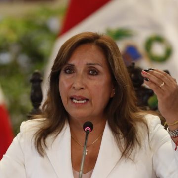 Perú: la Fiscalía le exigió a Dina Boluarte que exhiba sus relojes Rolex