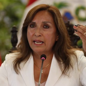Perú: Boluarte declaró por el Rolexgate