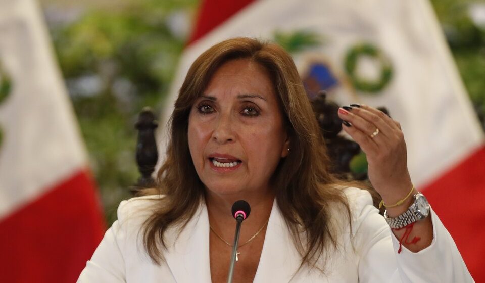 Perú: la Fiscalía le exigió a Dina Boluarte que exhiba sus relojes Rolex