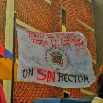 Hegemonía, privatización y lógica neoliberal