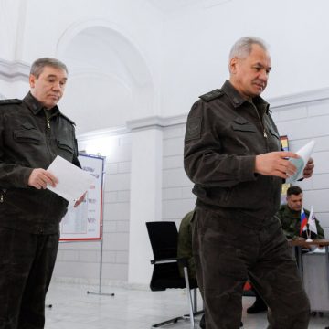 La Corte Penal Internacional ordenó la detención del exministro de Defensa ruso