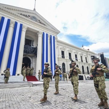 El Salvador Entre críticas, Bukele asume su segundo mandato en El Salvador
