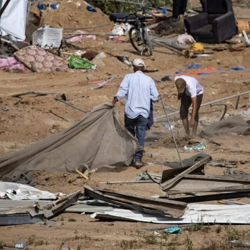 Gaza displacement camp following withdrawl of Israel Army Los ataques israelíes han dejado más de 10 mil lisiados en Gaza