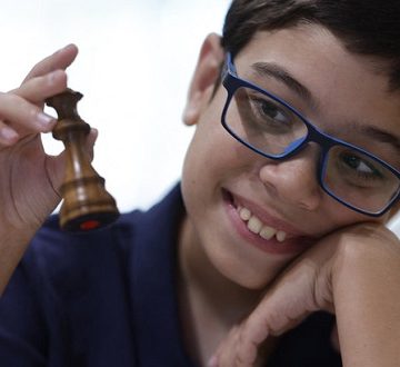 Un niño de diez años es el Maestro Internacional más joven en la historia del ajedrez