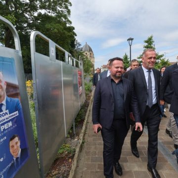 Francia: la ultraderecha estaría lejos de obtener la mayoría absoluta