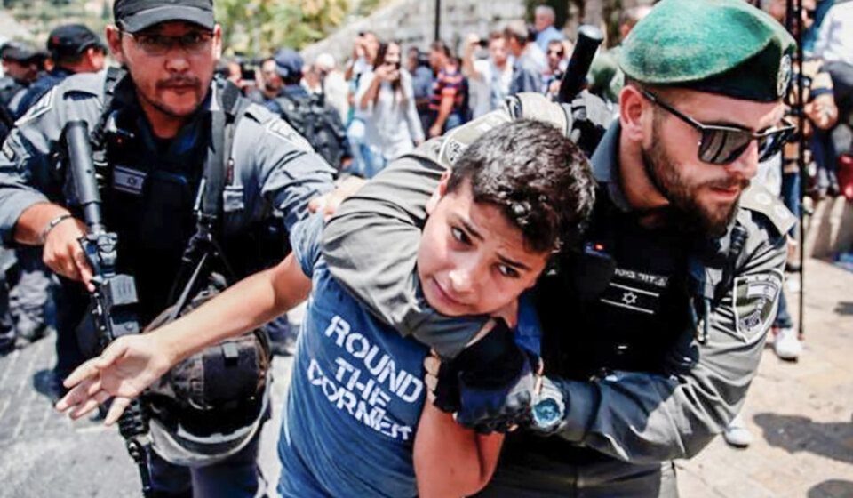 Acusan a Israel de cometer crímenes de guerra contra presos palestinos