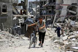 Israel Israel dicta nuevas órdenes de evacuación y prepara más ataques contra los barrios del sur de Gaza