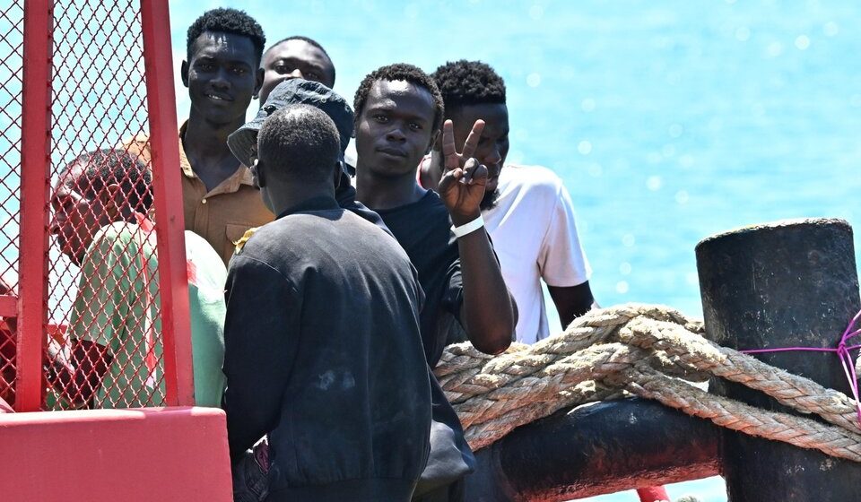 Cómo evitar más tragedias de inmigrantes en su desesperado éxodo a Europa