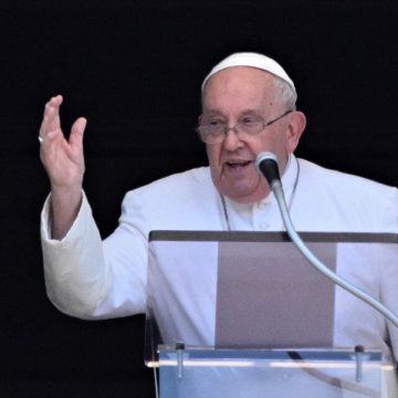 Vaticano: Entre la participación y el clericalismo