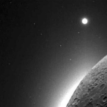 Demuestran origen de atmósfera de la Luna