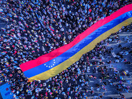 El Gobierno y la oposición de Venezuela toman las calles en medio de la crisis