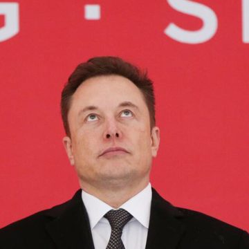 Musk Musk dio el brazo a torcer en Brasil