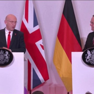 Reino Unido y Alemania firman histórico acuerdo de cooperación militar