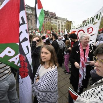Greta Thunberg radicalizada: de favorita de los medios liberales a enemiga pública número uno